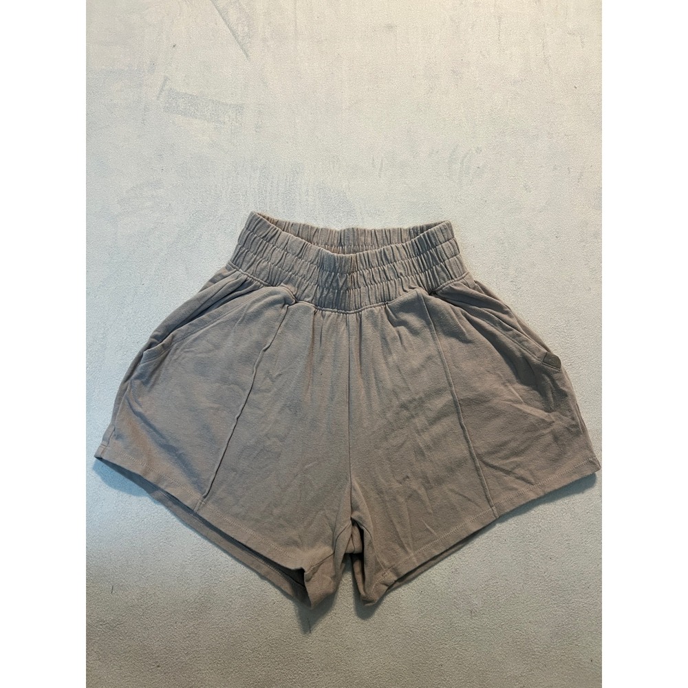 Gilly Hicks Beige Smocked Waist Lounge Shorts XXS Taupe High Rise Pockets